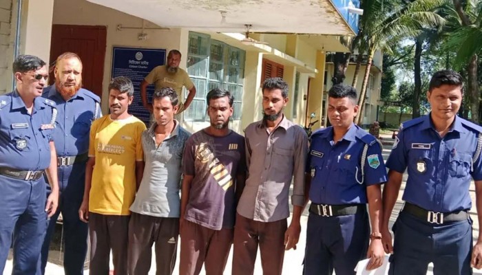 বগুড়ায় হত্যা মামলায় চার আসামি গ্রেপ্তার