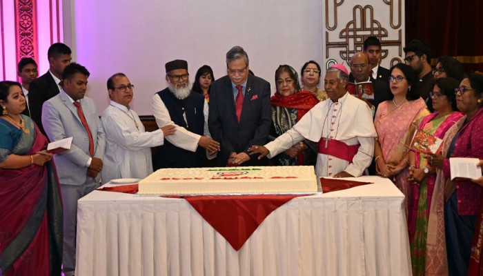 বড়দিনে বঙ্গভবনে রাষ্ট্রপতির শুভেচ্ছা বিনিময়