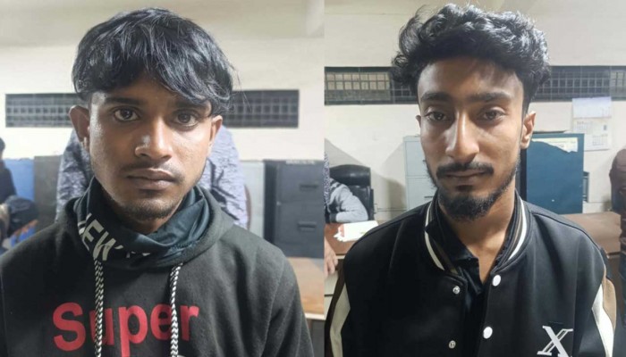 মোহাম্মদপুরে রাজনৈতিক বিরোধের জেরে যুবককে কুপিয়ে হত্যার চেষ্টা: ২ জন গ্রেফতার।