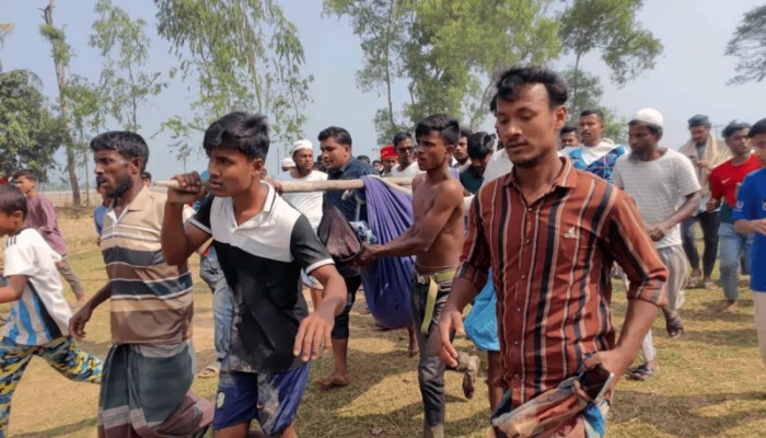 টেকনাফ সীমান্তে মাইন বিস্ফোরণে যুবকের পা বিচ্ছিন্ন