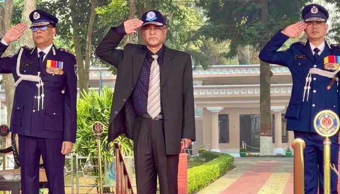 ​লুট হওয়া অস্ত্র নির্বাচনকালীন সময়ে ব্যবহার হবে না আমি নিশ্চিত করছি: স্বরাষ্ট্র উপদেষ্টা