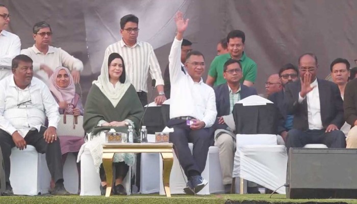 ​যেকোনো বিপদে-আপদে কড়াইলবাসীর পাশে থাকার অঙ্গীকার করেছেন বিএনপি চেয়ারম্যান তারেক রহমান।