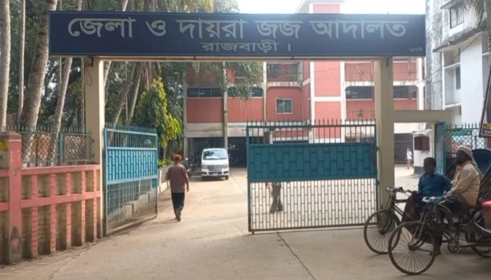 আদালত চত্বরে ‘জয় বাংলা’ ‌স্লোগান, গ্রেপ্তার ৫