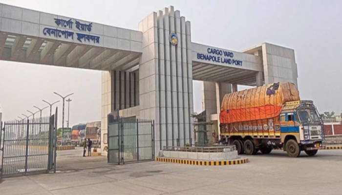 ​ভারতের প্রজাতন্ত্র দিবস: বেনাপোল স্থলবন্দর দিয়ে বন্ধ আমদানি-রপ্তানি