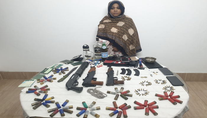 ​সেনা অভিযানে আগ্নেয়াস্ত্রসহ ছাত্রদল নেত্রী গ্রেফতার