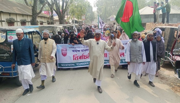 নীলফামারী-১ আসনে অর্ধলক্ষাধিক নারীর অংশগ্রহণে বিশাল মিছিল