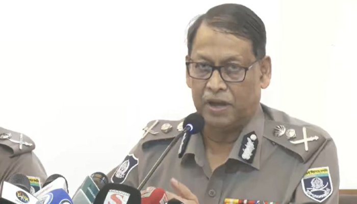 ​মবের চেষ্টা করলে শুধু কেন্দ্র নয়, আসনের ভোট স্থগিত হবে: আইজিপি