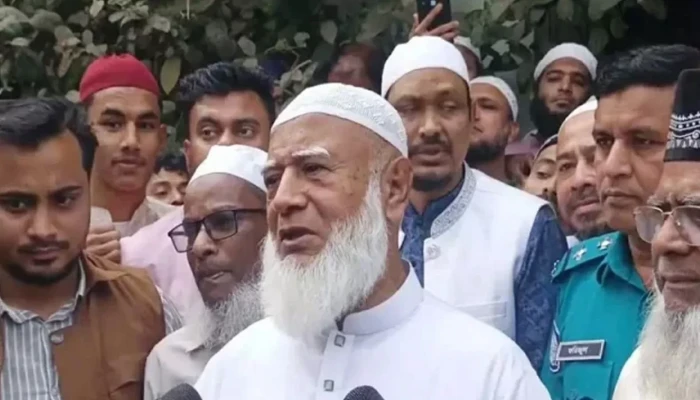 ​সরকারি প্রটোকলের গাড়ি ব্যবহার করলেন না জামায়াত আমির