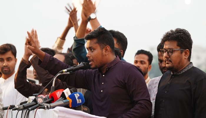 ​আমরা বেঁচে থাকতে আ.লীগকে ফিরিয়ে আনতে পারবে না : হাসনাত আবদুল্লাহ