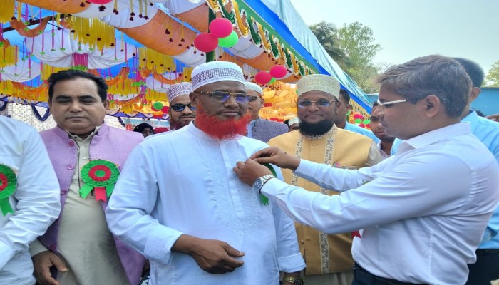 ডিমলায় যথাযোগ্য মর্যাদায় মহান স্বাধীনতা দিবস পালিত  মহান স্বাধীনতা দিবসের ৫৬তম বার্ষিকী উপলক্ষে নীলফামারীর ডিমলা উপজেলায় যথাযোগ্য মর্যাদা ও ভাবগাম্ভীর্যের মধ্য দিয়ে দিনটি পালিত হয়েছে।