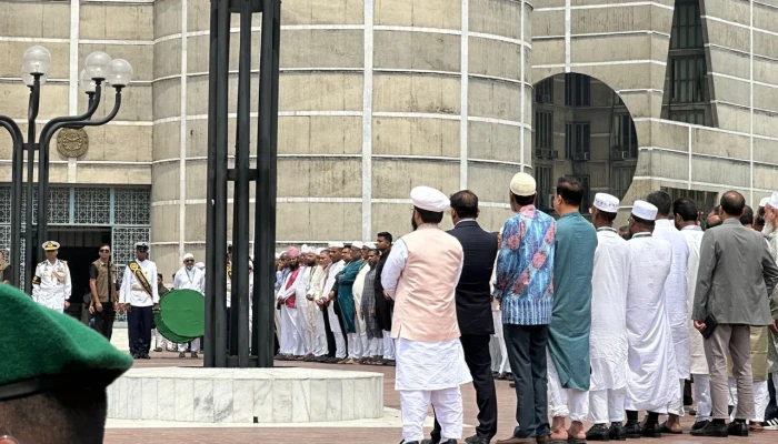 সংসদের দক্ষিণ প্লাজায় স্পিকারের স্ত্রীর জানাজা সম্পন্ন