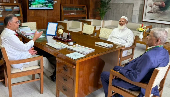 ​সংসদে বিরোধীদলীয় নেতার সঙ্গে বৈঠক করলেন প্রধানমন্ত্রী