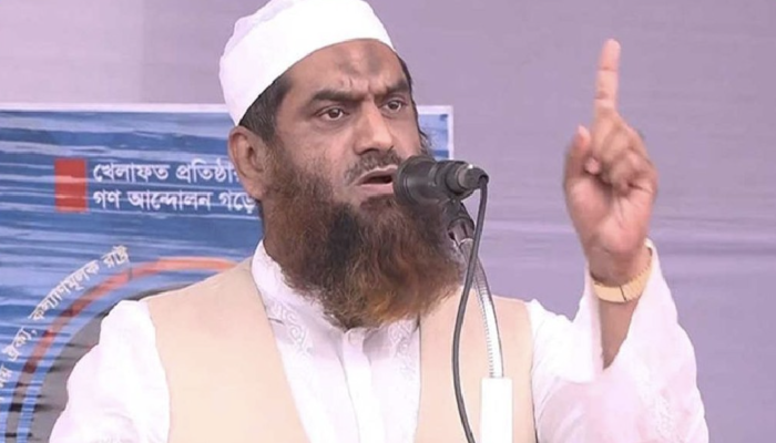 ​রাজনীতিতে নীতির চেয়ে কৌশলই কি বেশি প্রাধান্য পাচ্ছে?: বিএনপিকে ইঙ্গিত করে প্রশ্ন মামুনুল হকের