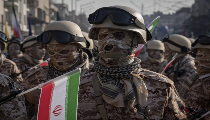 ​মার্কিন সেনাদের সঙ্গে রক্তের সমুদ্রে লড়তে চায় ইরান