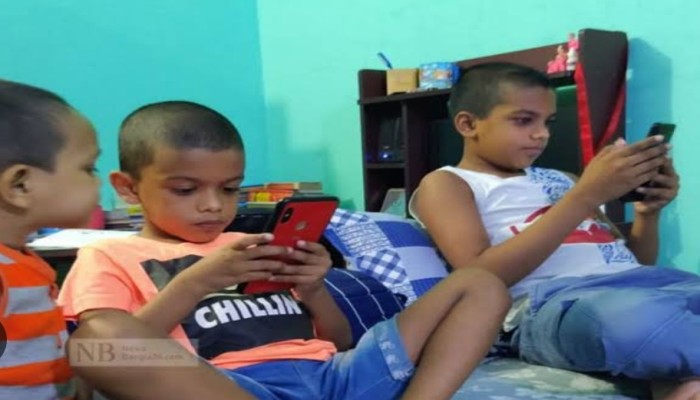 ​ঠাকুরগাঁওয়ে আইফোনের প্রলোভনে শিশুর ৭৪ হাজার টাকা আত্মসাৎ, হুমকিতে পরিবার