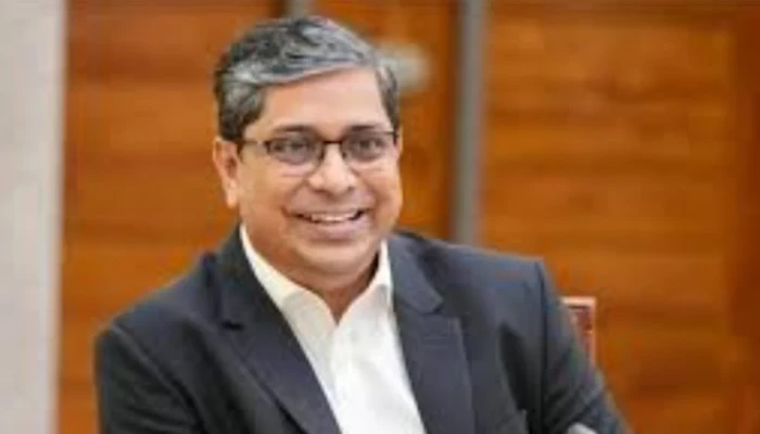 ​অফিসে প্রতিমন্ত্রী, অনুপস্থিত কর্মকর্তা-কর্মচারী