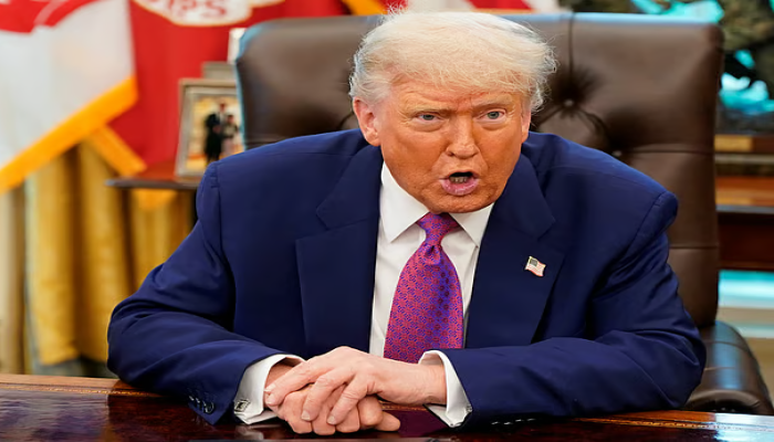 যুদ্ধবিরতির মেয়াদ বৃদ্ধির কথা নাকচ করে ট্রাম্প বললেন, ‘সামনে দুটি চমৎকার দিন’ মার্কিন প্রেসিডেন্ট ডোনাল্ড ট্রাম্প