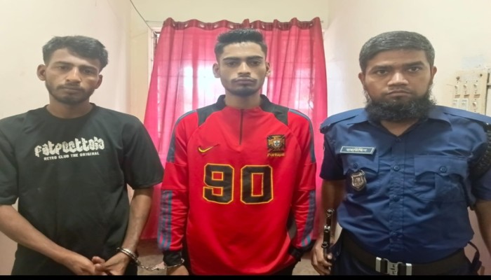 রাঙ্গামাটিতে পুলিশের বিশেষ অভিযান: দুই মাদক কারবারি গ্রেফতার