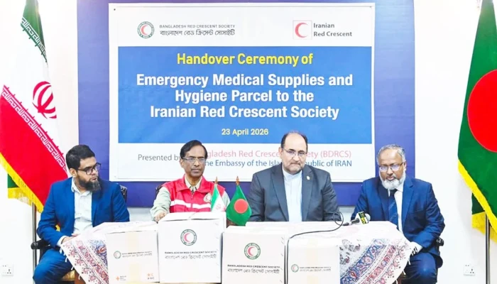 ঢাকা থেকে জরুরি ওষুধ ও চিকিৎসাসামগ্রী যাচ্ছে ইরানে