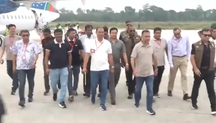 ​যশোর পৌঁছলেন প্রধানমন্ত্রী