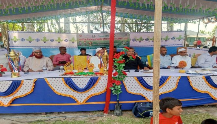 ডিমলায় প্রাথমিক বিদ্যালয় গোল্ড কাপ ফুটবল টুর্নামেন্টের সমাপনী অনুষ্ঠান