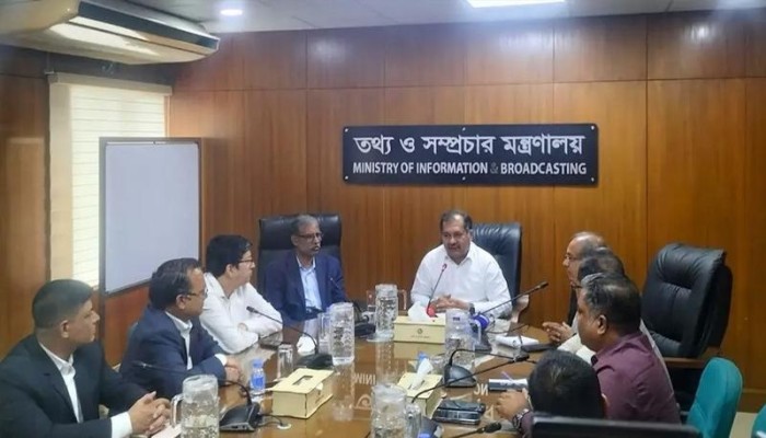​শ্রম আইন না মেনে কেউ গণমাধ্যমের মালিক হতে পারে না : তথ্যমন্ত্রী
