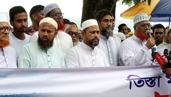 তিস্তা মহাপরিকল্পনার বাস্তবায়নের দাবিতে ২০ কিমি মানব প্রাচীর