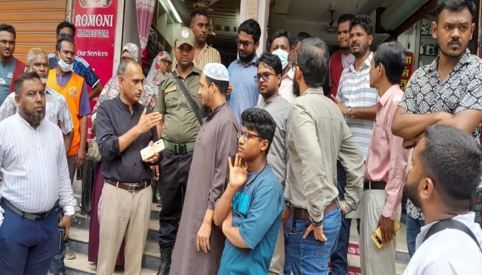 মানিকনগরে এডিসের লার্ভা: ৫ মামলায় ৩১ হাজার টাকা জরিমানা, অভিযানে কঠোর ডিএসসিসি