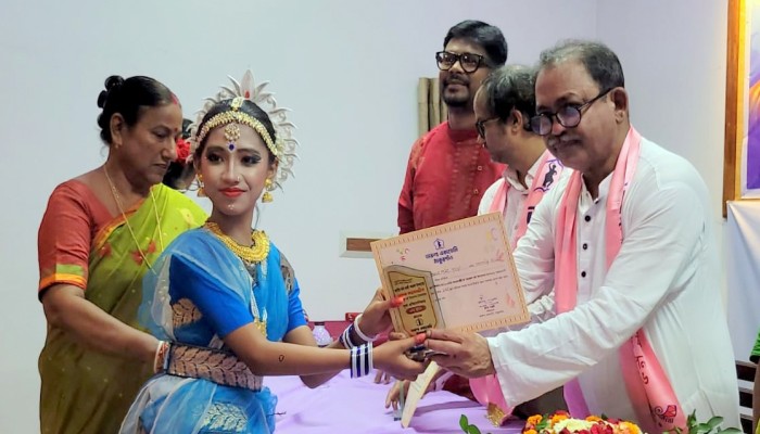 নজরুল বর্ষ উদযাপন উপলক্ষে ঠাকুরগাওয়ে সাংস্কৃতিক প্রতিযোগিতা ও পুরষ্কার বিতরণী