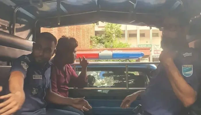হাসিনাকে ‘শুভ জন্মদিন আপা’ লিখে বহিষ্কার, ছাত্রশক্তি নেতাকে পুলিশে সোপর্দ