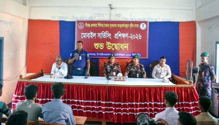 সীমান্তে ৩৫ তরুণকে মোবাইল সার্ভিসিং প্রশিক্ষণ দিচ্ছে ৫৩ বিজিবি