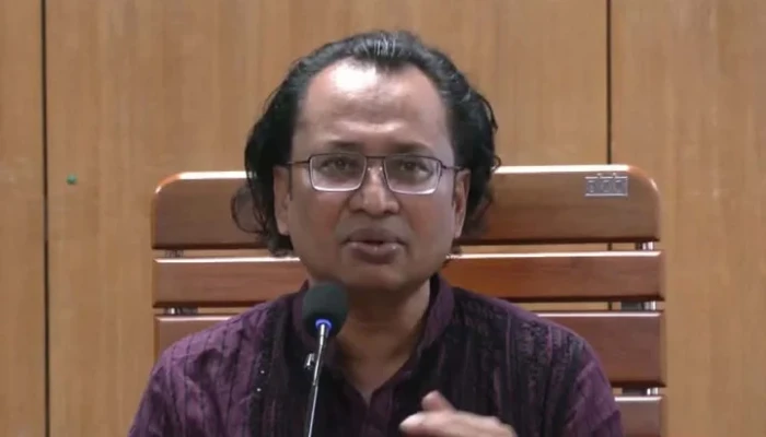 প্রধানমন্ত্রী দেশে ফেরার পর আইজিপির বিষয়ে সিদ্ধান্ত: তথ্য উপদেষ্টা